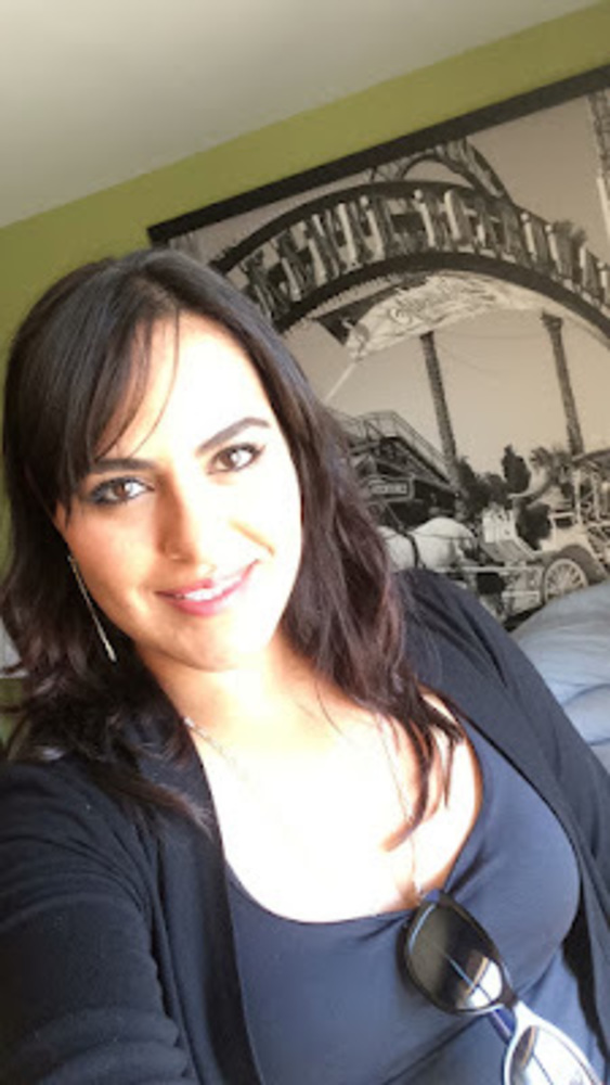 Meet your Posher, Rebeca
